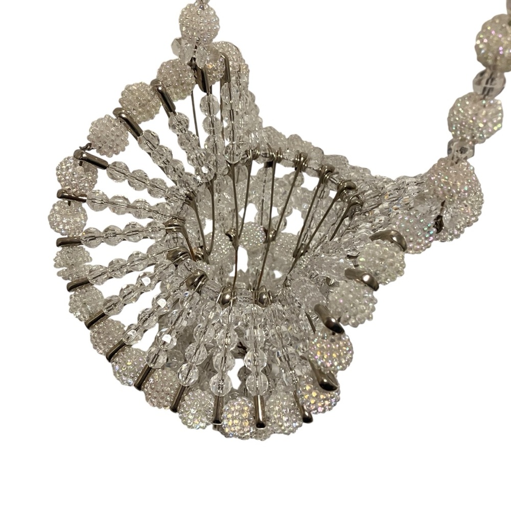 Vintage Bead & Safety Pin Basket Clear Pearlized Beads - Picture 9 of 11